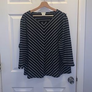 Black and White Striped Long Sleeve Van Heusen T-Shirt